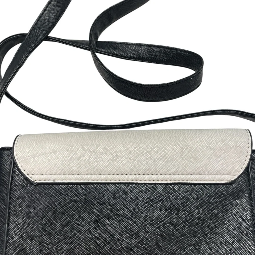 Flamingo Black and White Shoulder or Crossbody Bag with Pink Flamingos